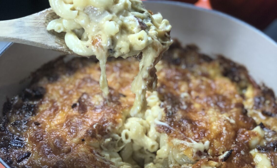 macaroni and cheese, bacon, cheese